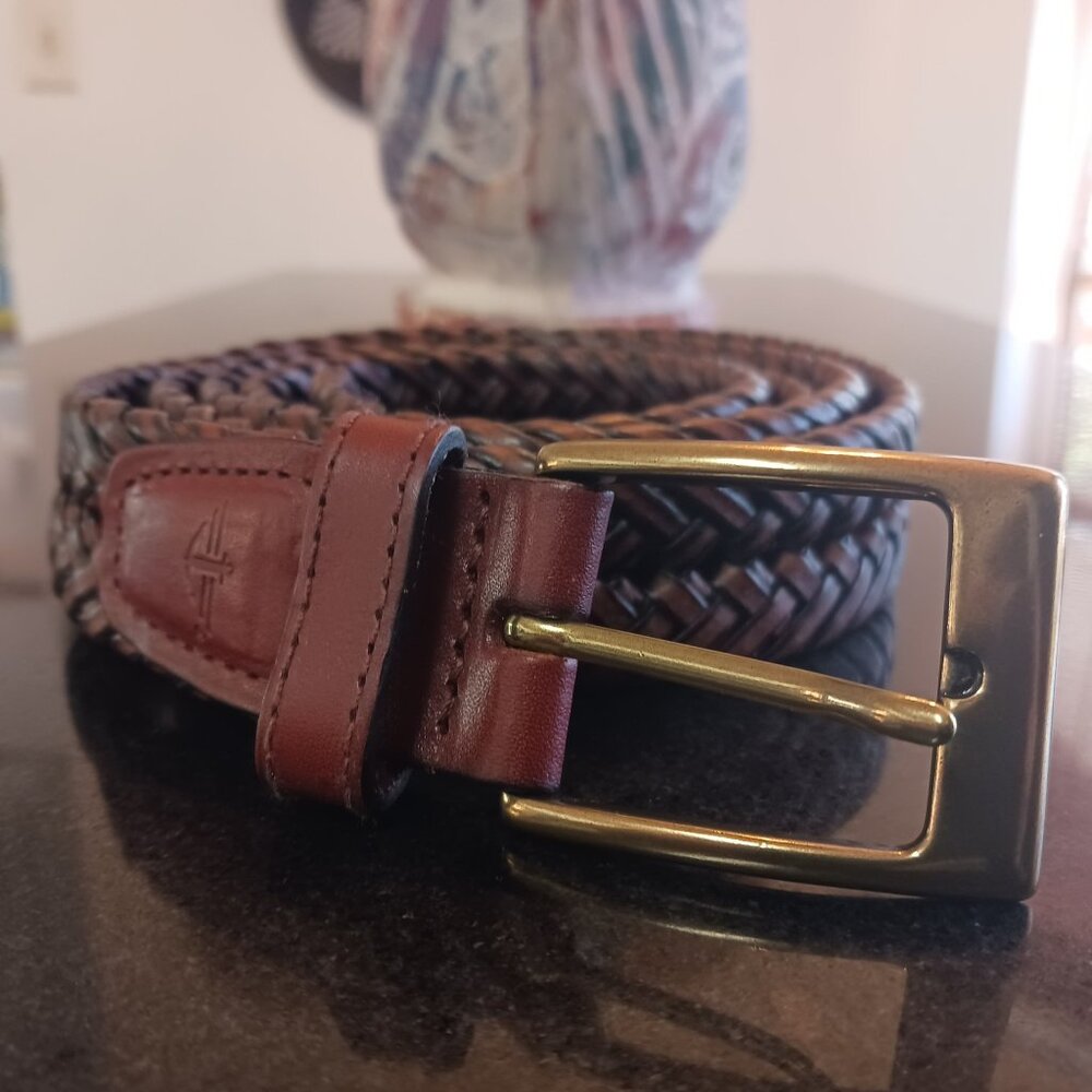 Dockers Brown Leather Woven Braided Strap Belt Brass Buckle 50 / 125 Dark Brown